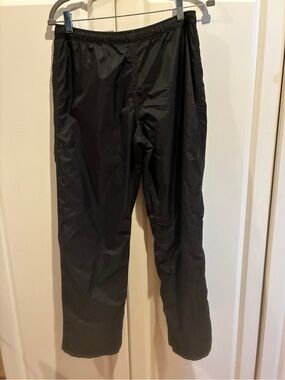 Boy’s Campmor Black Water-Resistant Rain Pants, Size Large